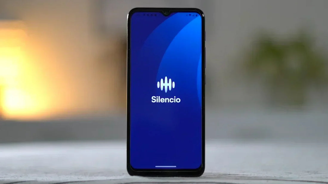smartphone with the silencio app starting