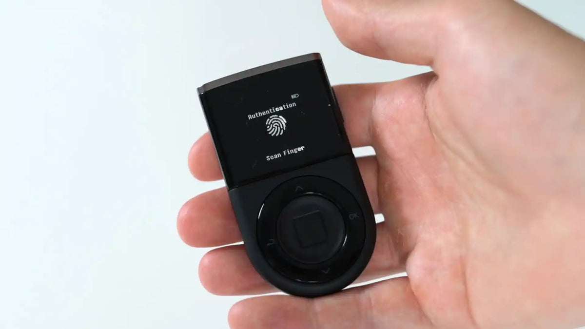 DCENT Biometric Wallet fingerprint scanner
