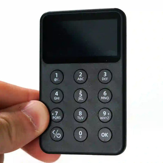 SafePal X1
